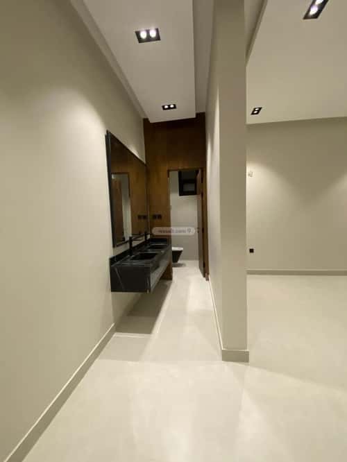 Floor 168.16 SQM with 5 Bedrooms Al Munisiyah, East Riyadh, Riyadh