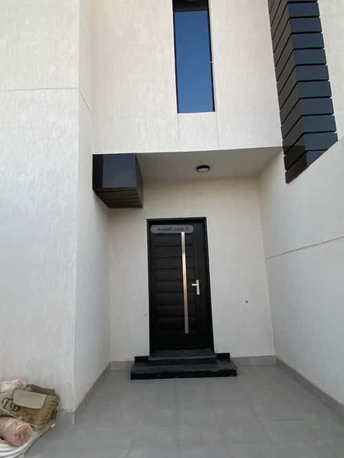 Floor 214.01 SQM with 4 Bedrooms Badr, South Riyadh, Riyadh