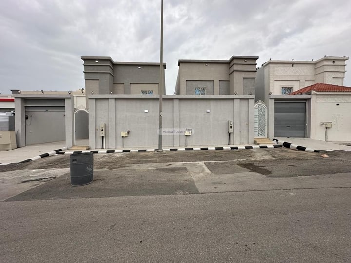 Villa 352.76 SQM Facing West on 10m Width Street Al Manar, Dammam