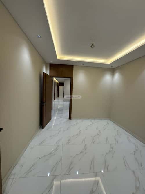 Villa 275 SQM Facing South on 20m Width Street Ar Rahmanyah, East Jeddah, Jeddah