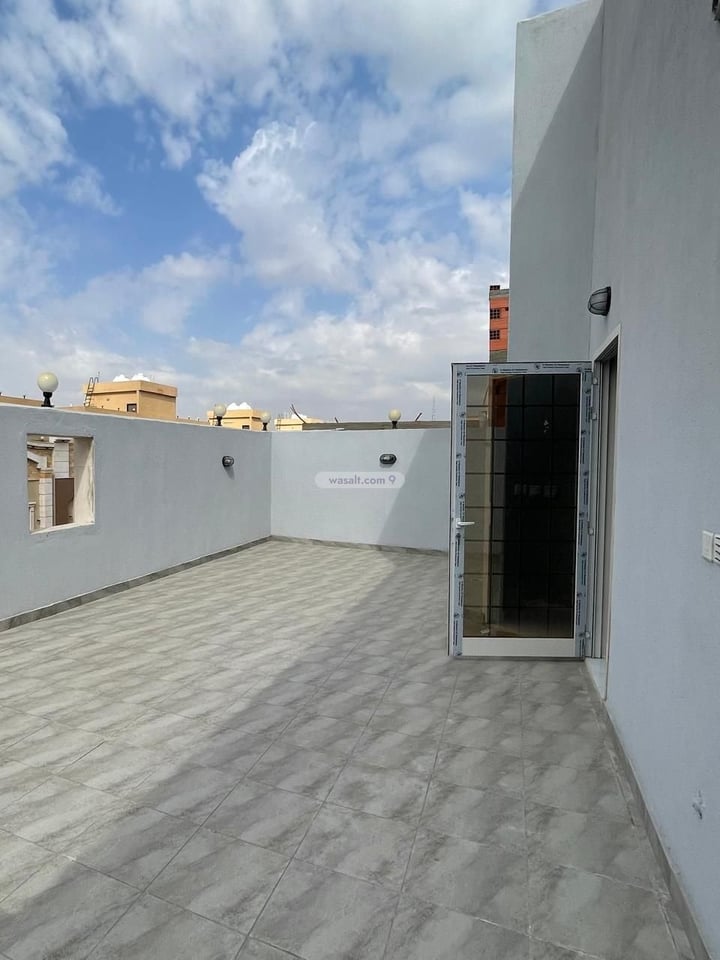 Apartment 172.32 SQM with 5 Bedrooms Mraykh, East Jeddah, Jeddah