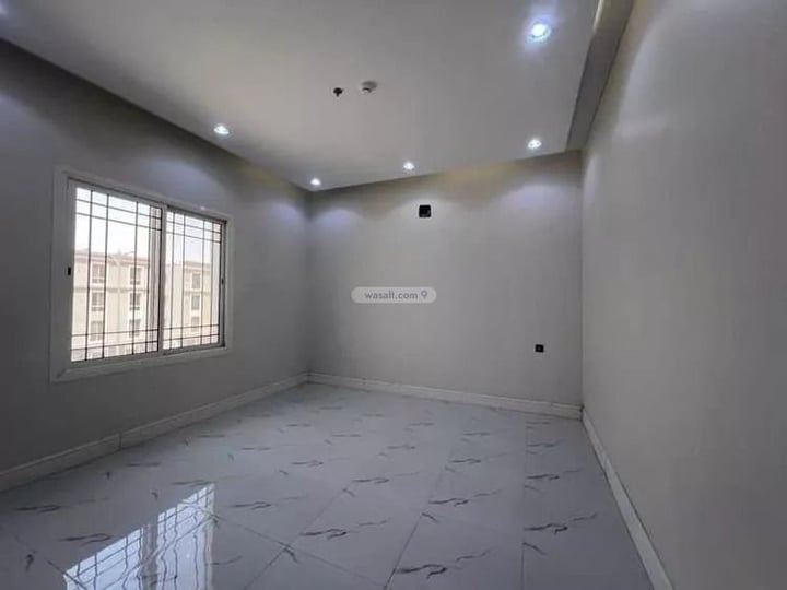 Apartment 241 SQM with 5 Bedrooms Al Munisiyah, East Riyadh, Riyadh