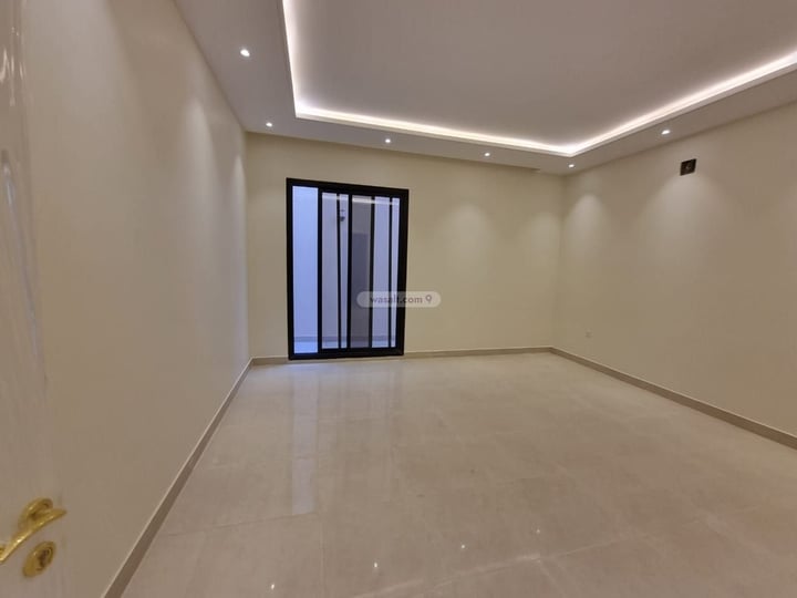 Floor 160 SQM with 5 Bedrooms Badr, South Riyadh, Riyadh