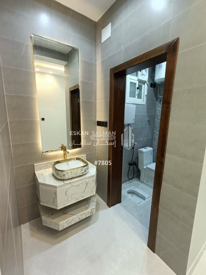 Floor 206.11 SQM with 6 Bedrooms Al Sharaf, Khamis Mushayt