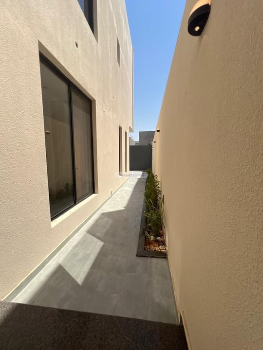 Floor 168.01 SQM with 3 Bedrooms Al Qadisiyah, East Riyadh, Riyadh