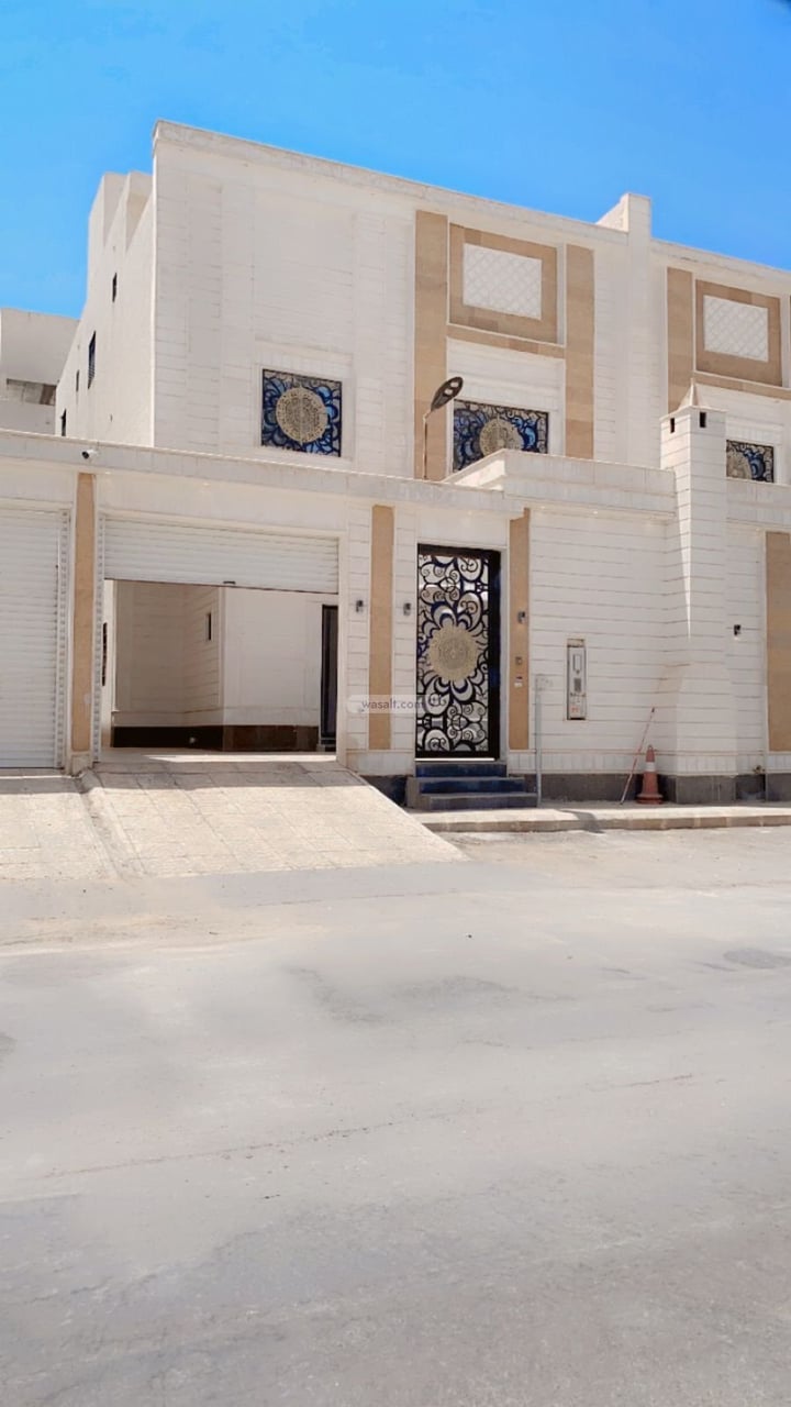 Villa 225 SQM Facing East with 7 Bedrooms Tuwaiq, West Riyadh, Riyadh