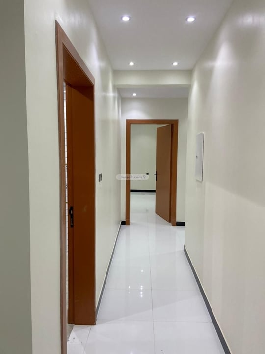 Apartment 300 SQM with 3 Bedrooms Al Dar Al Baida, South Riyadh, Riyadh