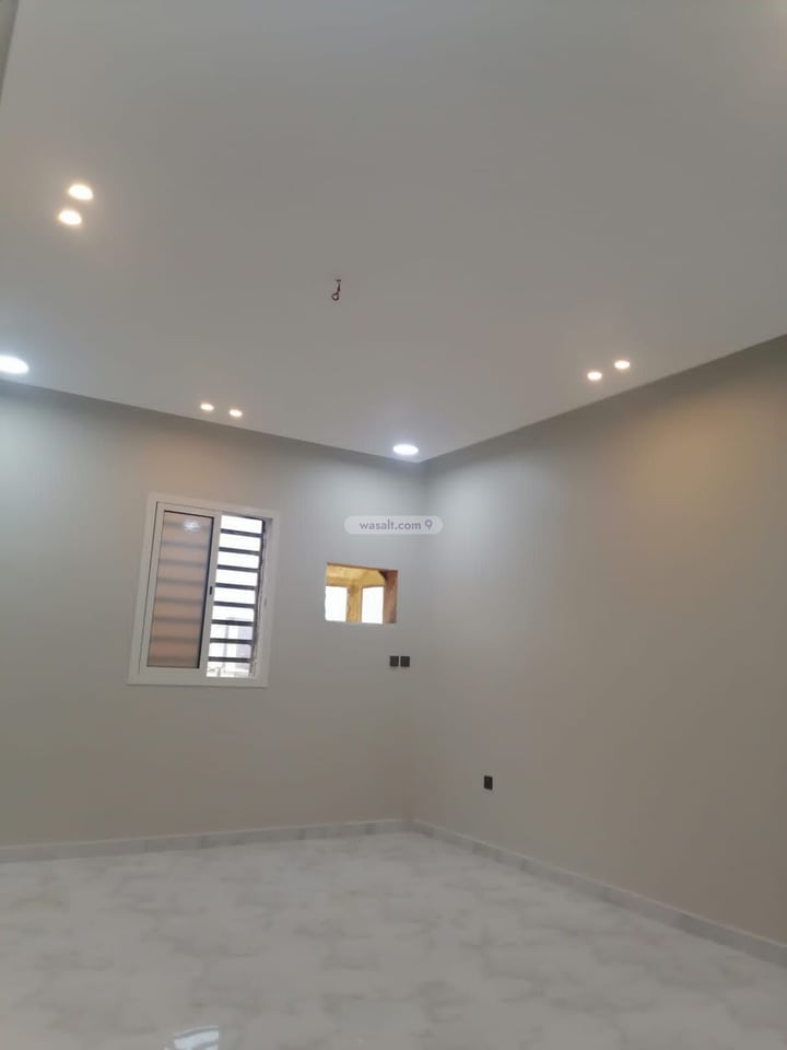 Floor 249.96 SQM with 6 Bedrooms Ar Rehab 3, Jazan