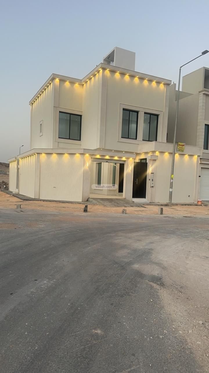 Villa 215.03 SQM Facing North West on 15m Width Street Al Janadriyah, East Riyadh, Riyadh