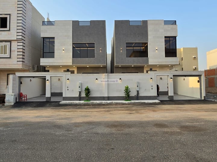 Villa 447 SQM Facing East on 15m Width Street As Shamiaa, Makkah