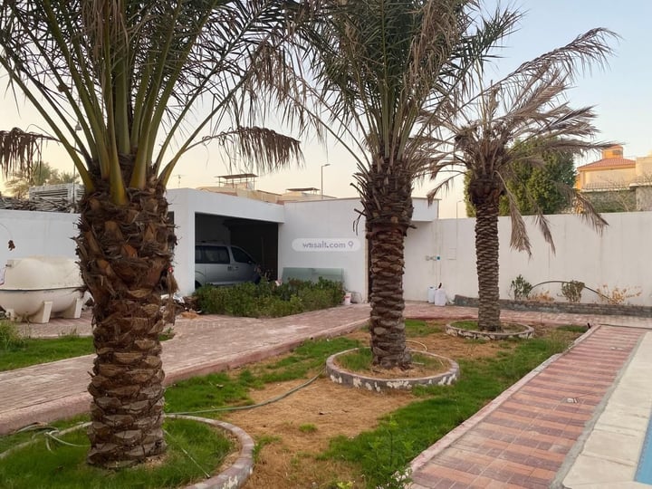 Villa 940 SQM Facing West with 4 Bedrooms Ad Dawhah Ash Shamaliyah, Dhahran