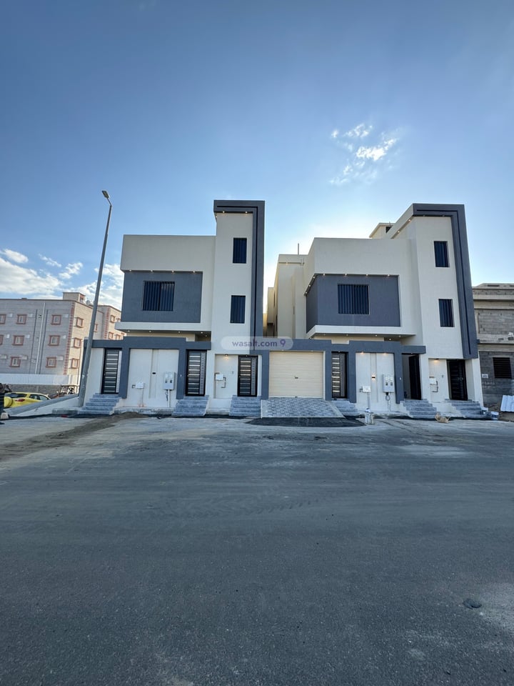 Apartment 216 SQM with 6 Bedrooms Al Amjad, Khamis Mushayt