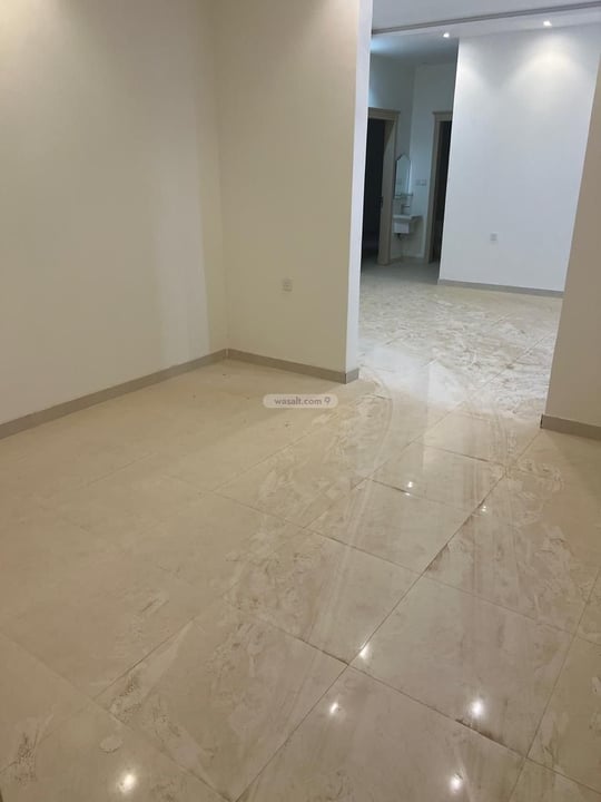 Floor 173.93 SQM with 5 Bedrooms Al Shifa, South Riyadh, Riyadh