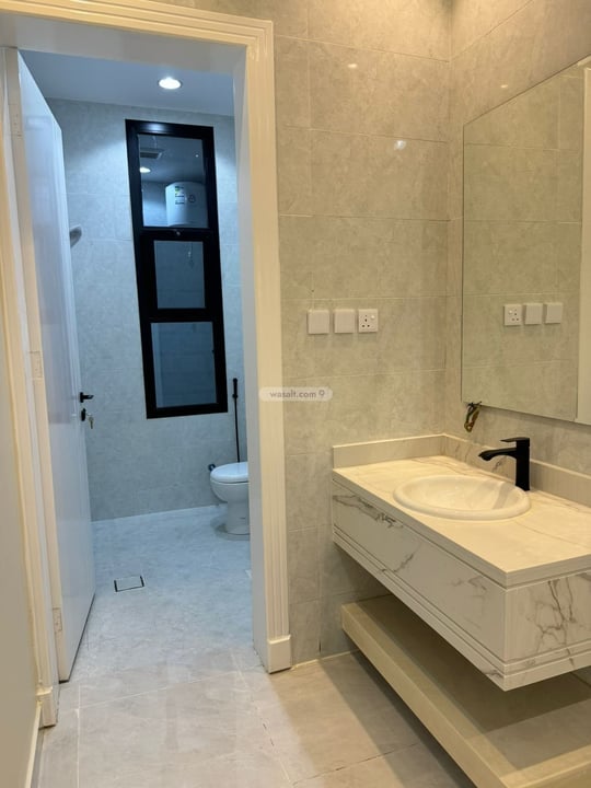 Floor 289.25 SQM with 6 Bedrooms Al Yarmuk, Khamis Mushayt