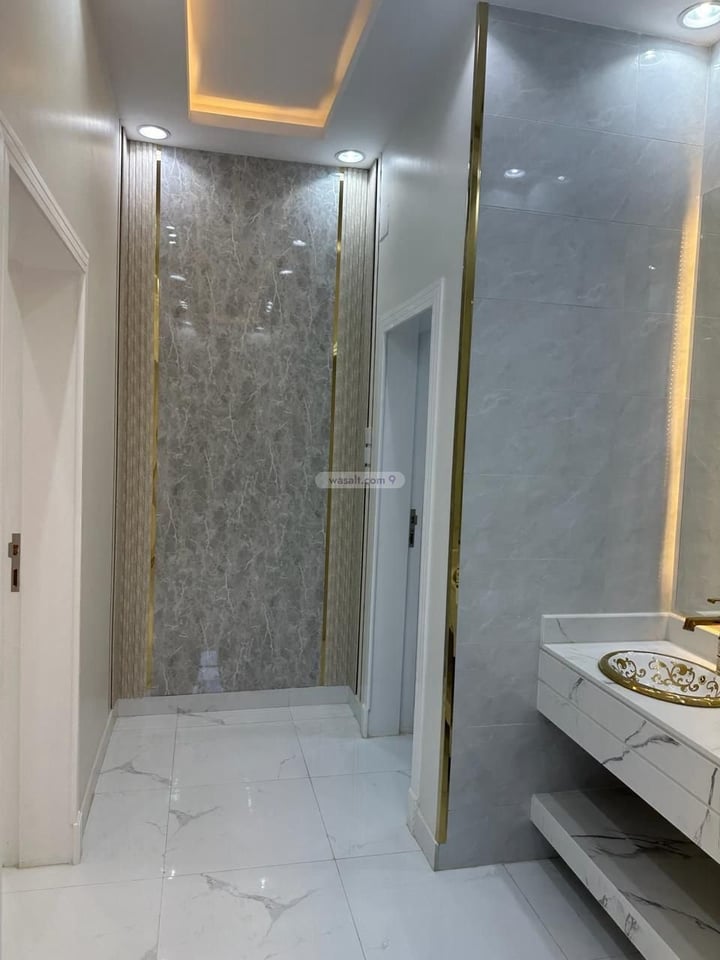 Apartment 366 SQM with 5 Bedrooms Al Dhurfah, Khamis Mushayt