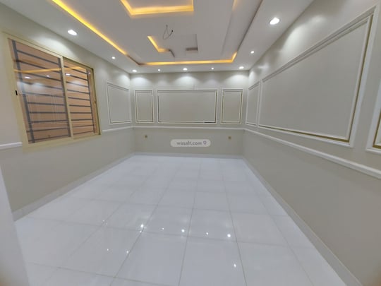 Villa 250 SQM Facing South on 15m Width Street Al Zuhur, Abha