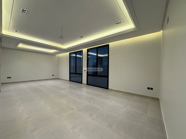 Floor 200 SQM with 5 Bedrooms Qurtubah, East Riyadh, Riyadh