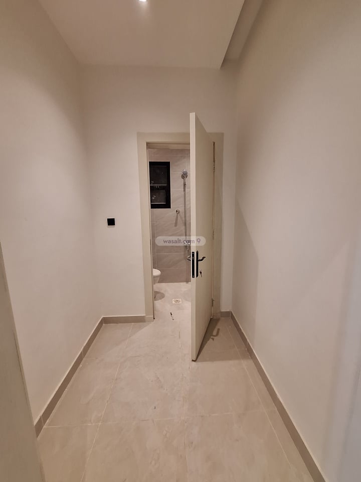 Floor 155 SQM with 4 Bedrooms Al Rimal, East Riyadh, Riyadh