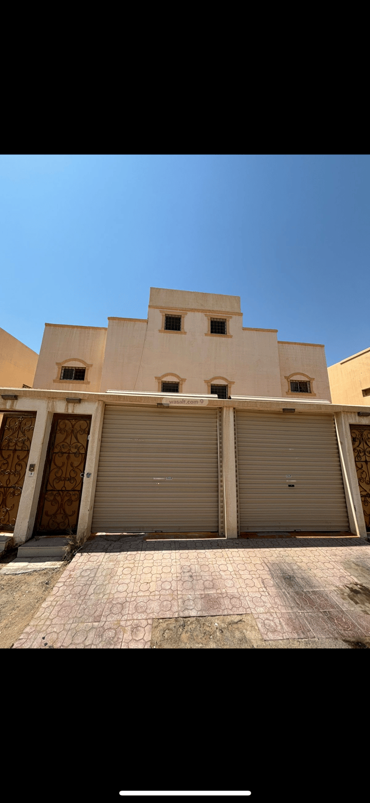 Building 500 SQM Facing South Al Ufuq, Buraidah