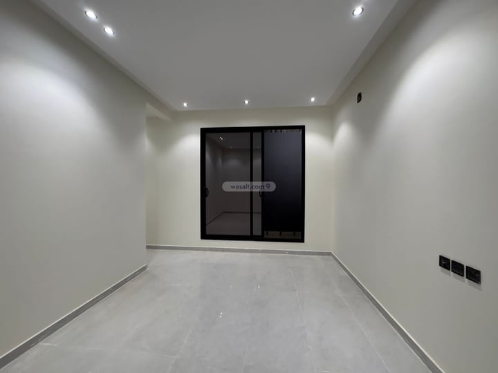 Floor 185.03 SQM with 5 Bedrooms Al Janadriyah, East Riyadh, Riyadh