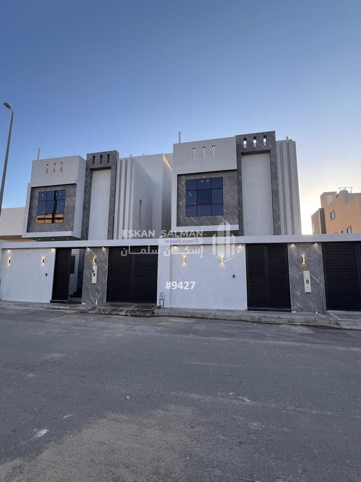 Villa 215 SQM Facing East on 14m Width Street Nubala, Madinah