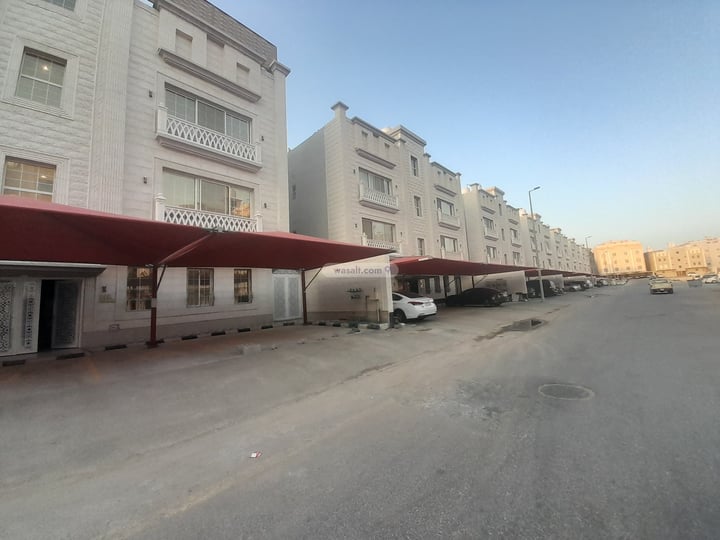 Apartment 594.00132689 SQM with 6 Bedrooms Ash Shulah, Dammam