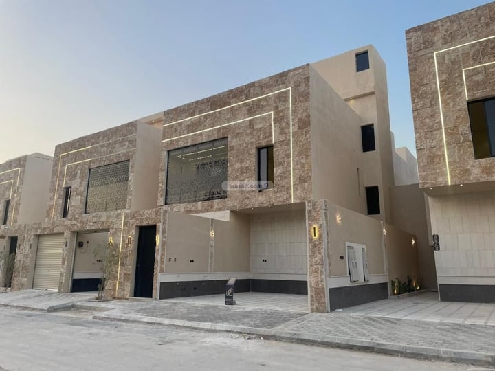 Floor 750 SQM with 4 Bedrooms Tuwaiq, West Riyadh, Riyadh