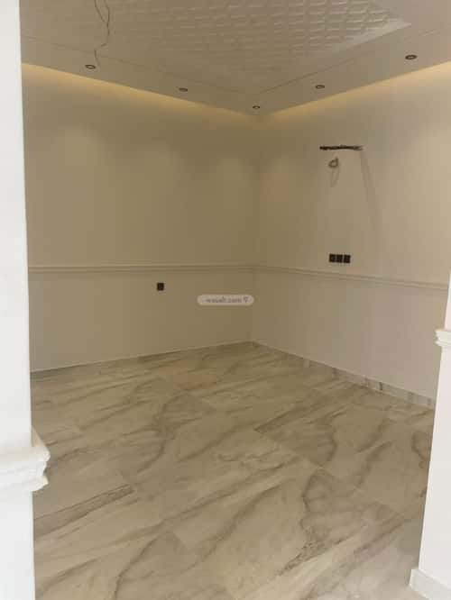 Villa 421.82 SQM Facing North East on 15m Width Street Al-Sulaymaniyah, Alttayif