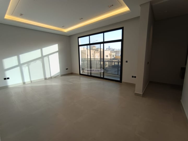 Floor 200 SQM with 5 Bedrooms Qurtubah, East Riyadh, Riyadh