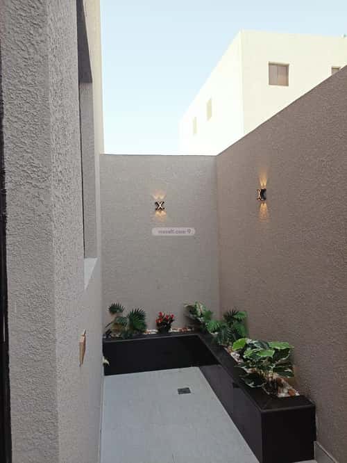 Villa 325 SQM Facing East on 20m Width Street As Sawari, Al Khobar