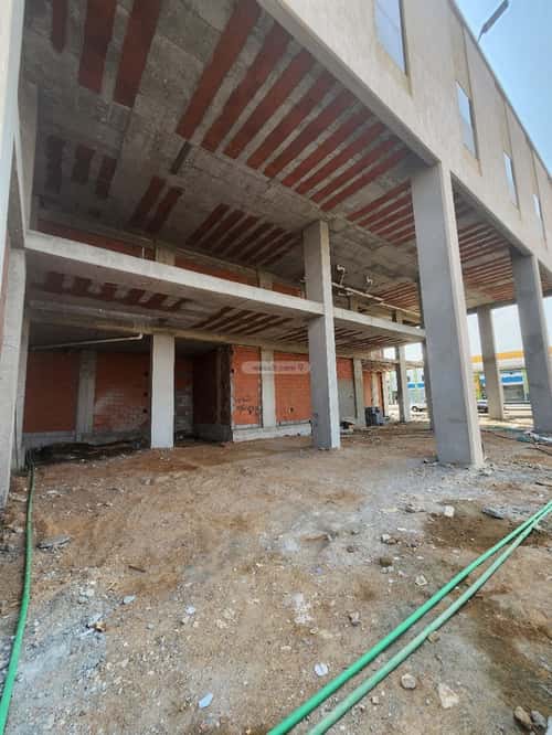 Building 828 SQM with 3 Floors Facing South Ar Rahmanyah, East Jeddah, Jeddah