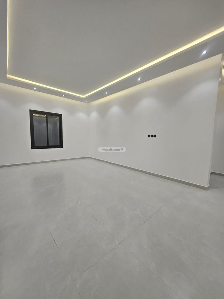 Villa 309.15 SQM Facing North on 15m Width Street Al Munisiyah, East Riyadh, Riyadh