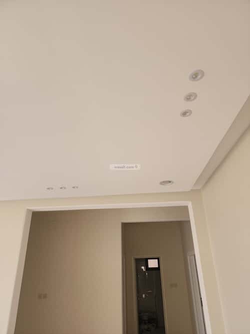 Villa 900 SQM Facing South on 15m Width Street King Fahd, Eanizah