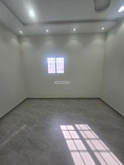 Villa 195 SQM with 1 Apartment Facing South Al-Wafaa, East Jeddah, Jeddah