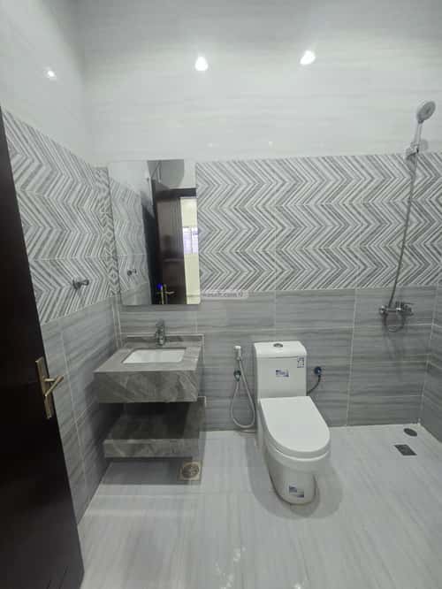 Villa 195 SQM with 1 Apartment Facing South Al-Wafaa, East Jeddah, Jeddah