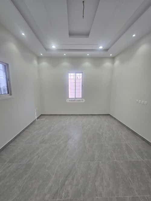 Villa 195 SQM with 1 Apartment Facing South Al-Wafaa, East Jeddah, Jeddah