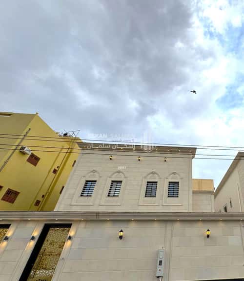 فيلا 402.73 متر مربع غربية على شارع 40م الواسط، الطائف