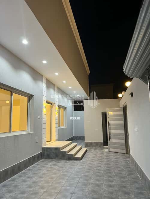 Floor 300 SQM with 5 Bedrooms Al Nur, North Jeddah, Jeddah