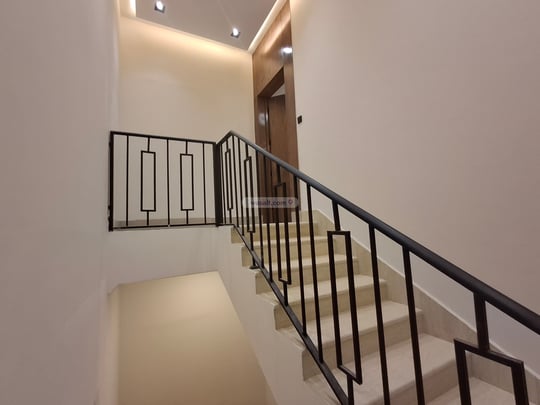 Floor 242.96 SQM with 3 Bedrooms Al Qadisiyah, East Riyadh, Riyadh