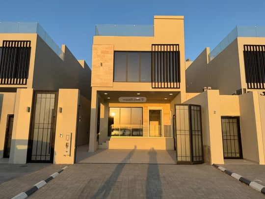 Villa 500 SQM Facing West on 40m Width Street Al Buhayrah, Al Khobar