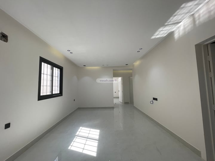 Floor 292.6 SQM with 3 Bedrooms Al Qadisiyah, East Riyadh, Riyadh