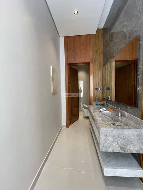Floor 305.51 SQM with 5 Bedrooms Al Qadisiyah, East Riyadh, Riyadh