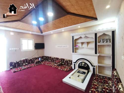 فيلا 400 متر مربع جنوبية على شارع 15م الملك فهد، عنيزة