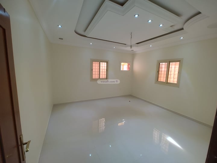 Apartment 660 SQM with 4 Bedrooms Al Hamadaniyah, East Jeddah, Jeddah