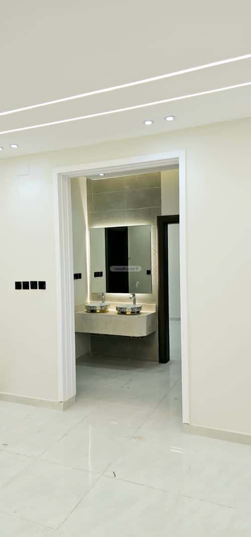 Apartment 260 SQM with 5 Bedrooms Al-Sho'Ba, Khamis Mushait