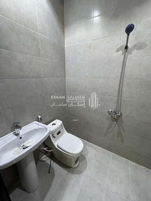 فيلا 325.11 متر مربع جنوبية على شارع 30م السليمانية، الطائف