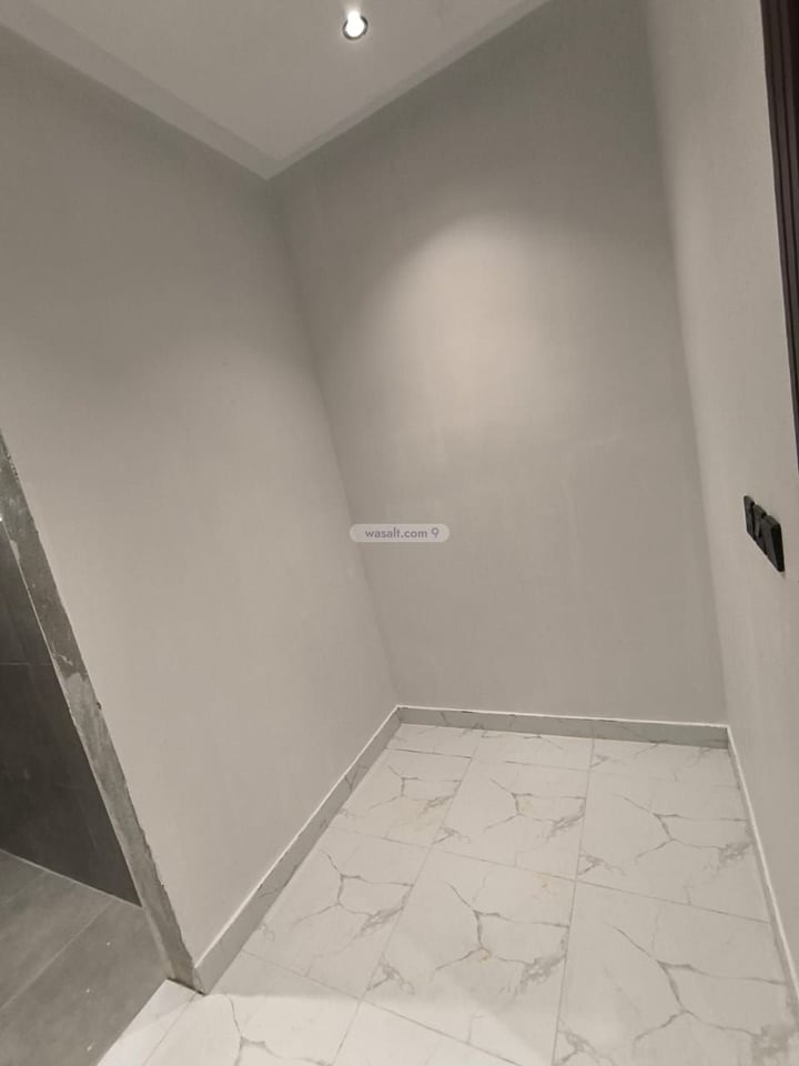 Floor 205.59 SQM with 4 Bedrooms Al Janadriyah, East Riyadh, Riyadh