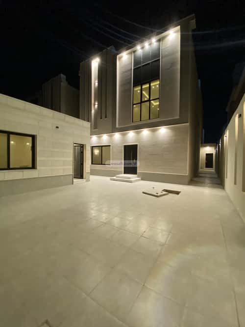 فيلا 437.5 متر مربع جنوبية على شارع 20م الشراع، الخبر