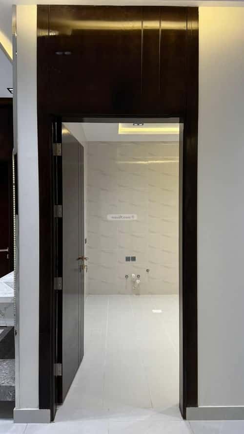 Villa 385.54 SQM Facing West on 20m Width Street Hay Al-Sulimaniyah, Alttayif