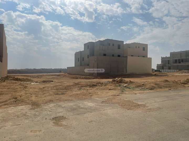 Land 750 SQM Facing North on 15m Width Street Al Mahdiyah, West Riyadh, Riyadh